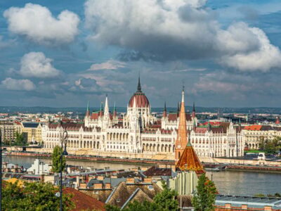 Biuro Podróży "MARCO" – Twoja brama do świata podróży